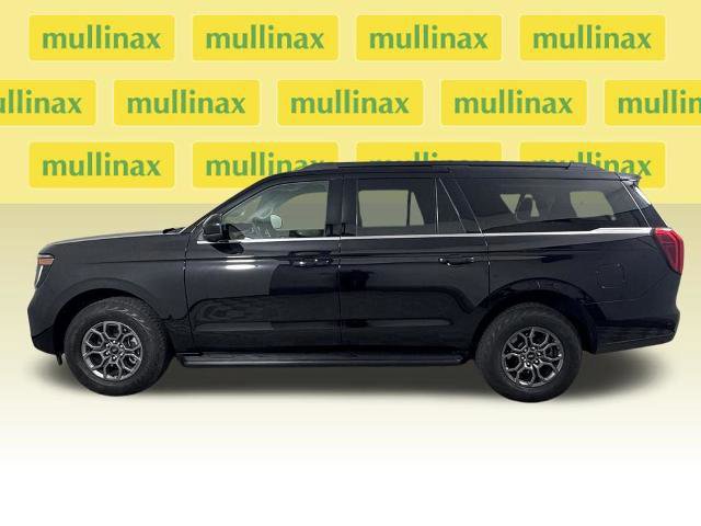 Certified 2025 Ford Expedition Max Active RWD image 5