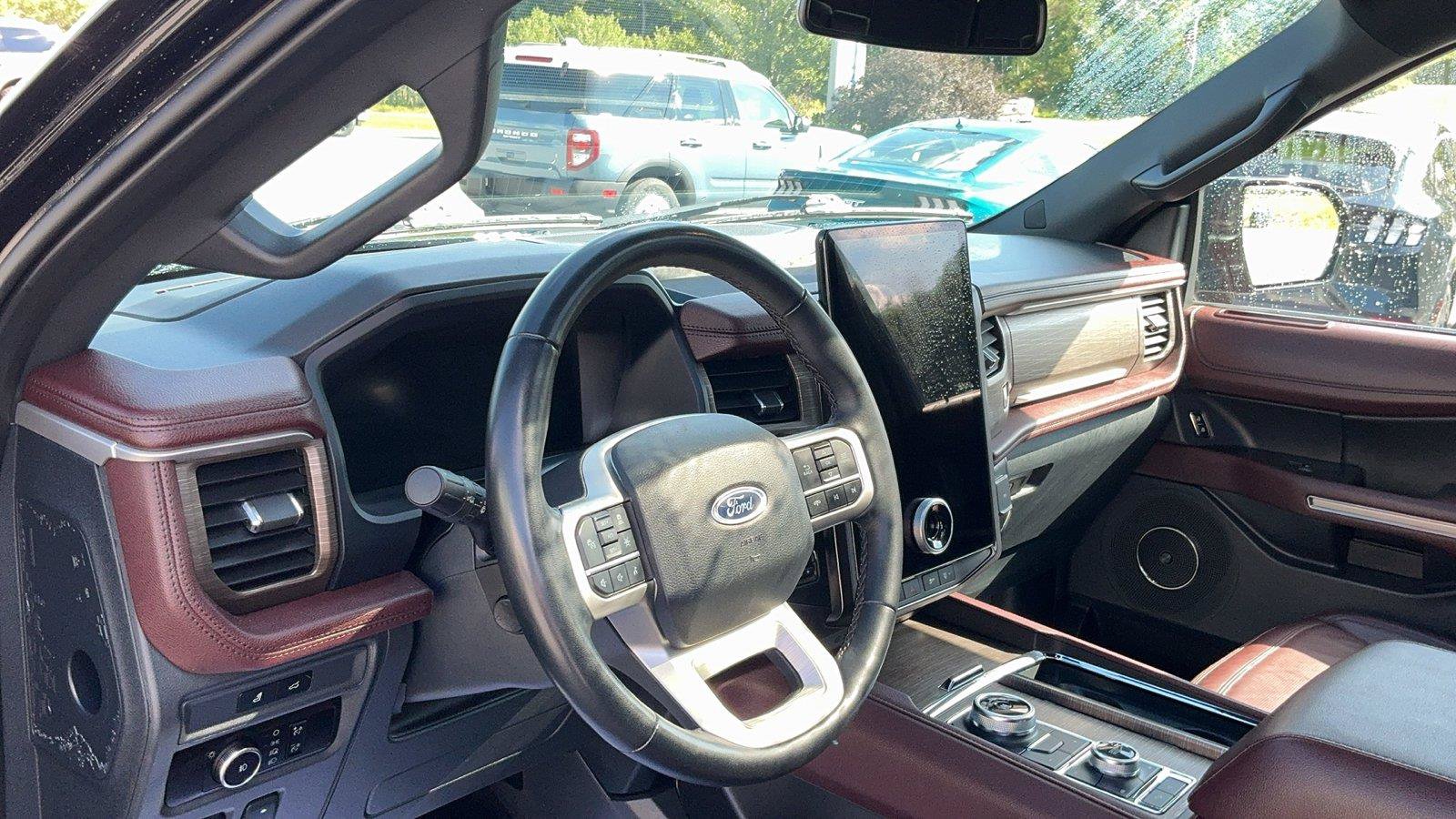 Certified 2023 Ford Expedition Limited AWD/4WD image 15