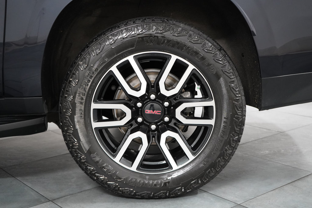 Used 2023 GMC Yukon XL AT4 AWD/4WD image 38