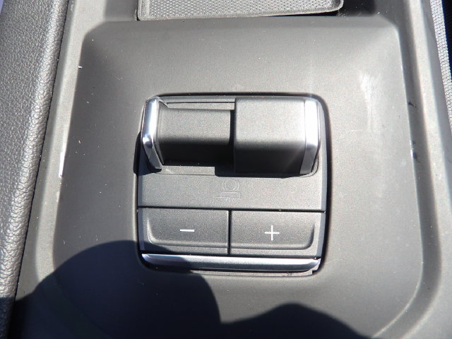 Used 2025 GMC Sierra 3500 AT4 w/ AT4 Premium Plus Package AWD/4WD image 23