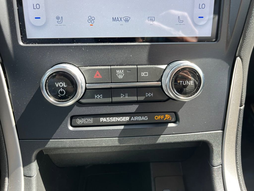 Certified 2024 Ford Edge SEL w/ Convenience Package AWD/4WD image 13