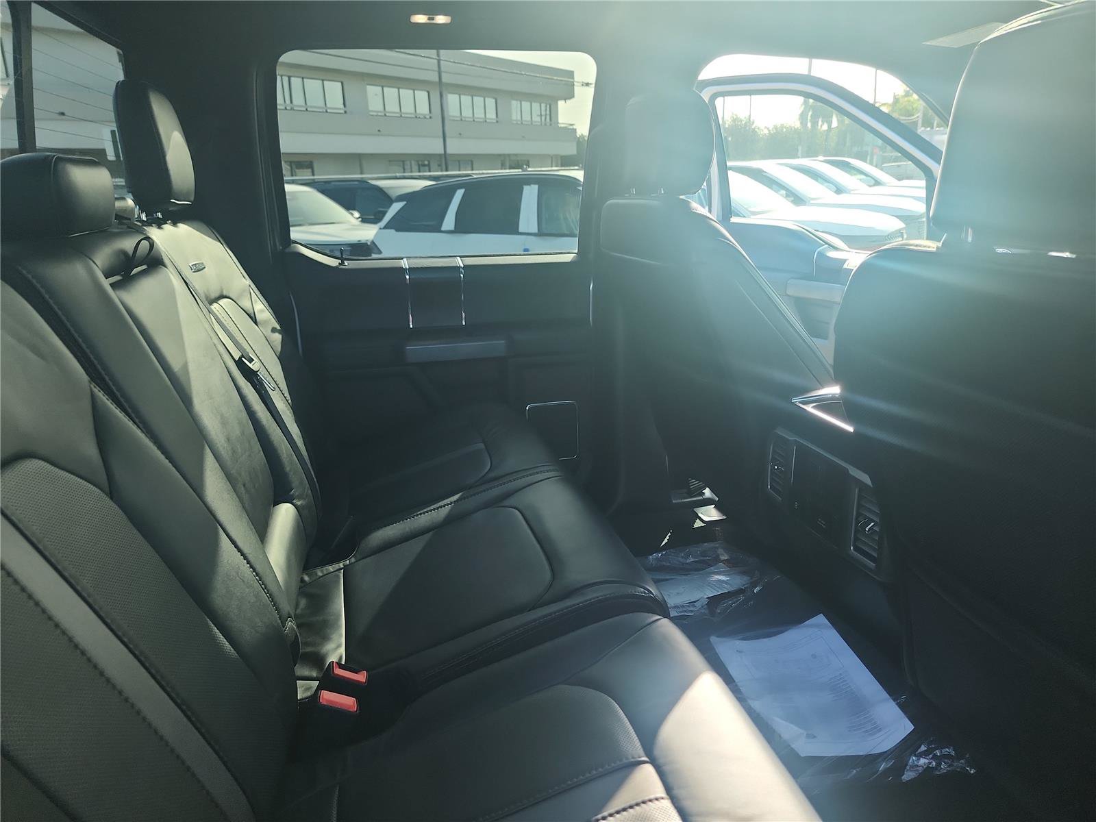 Certified 2019 Ford F450 Platinum w/ Platinum Ultimate Package AWD/4WD image 26