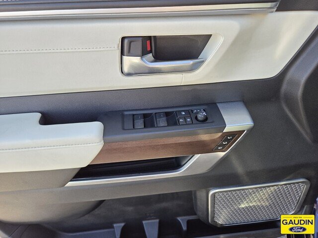 Used 2023 Toyota Sequoia Capstone AWD/4WD image 19
