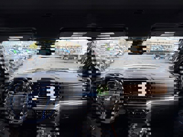 Used 2025 Chevrolet Silverado 1500 High Country w/ Z71 Off-Road Package image 23