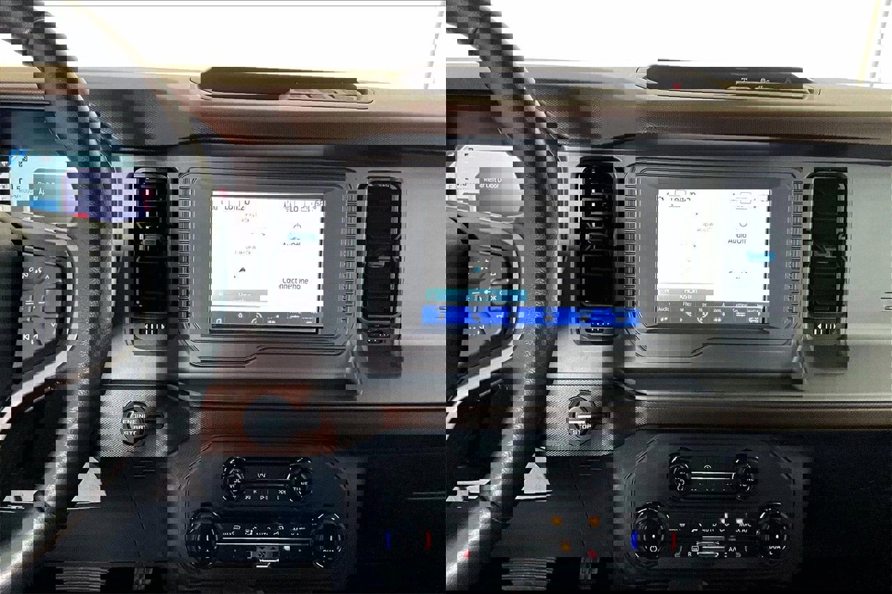 Certified 2022 Ford Bronco Outer Banks image 5