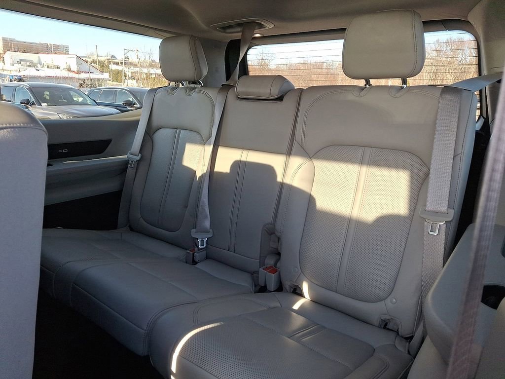 Used 2022 Jeep Wagoneer Series I w/ Convenience Group I image 10