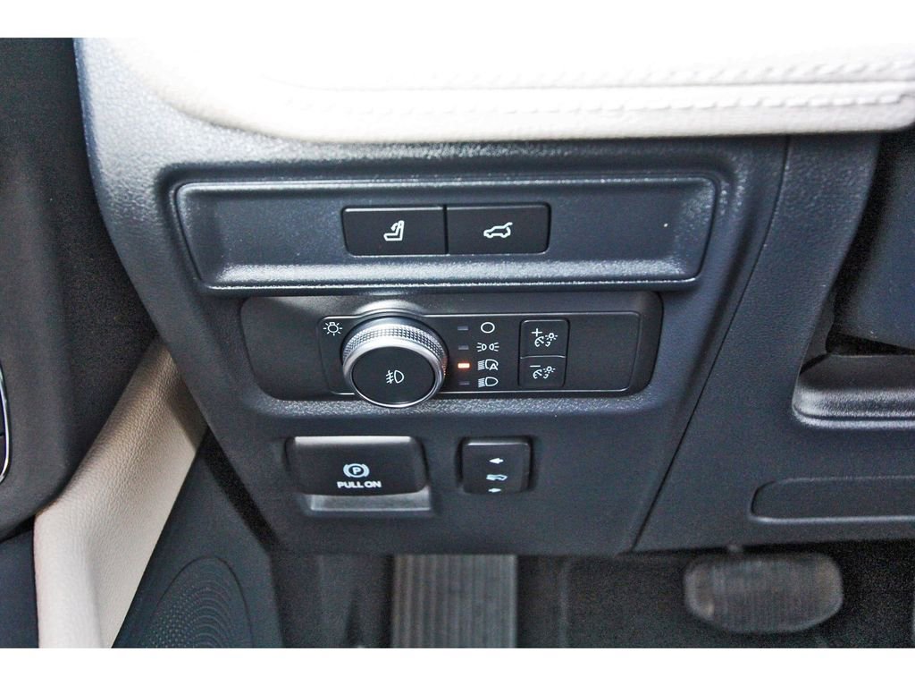 Certified 2022 Ford Expedition Limited image 20