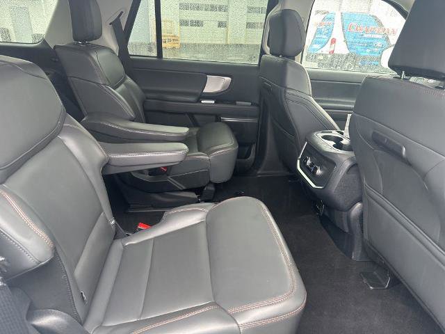 Certified 2025 Ford Expedition Active AWD/4WD image 12