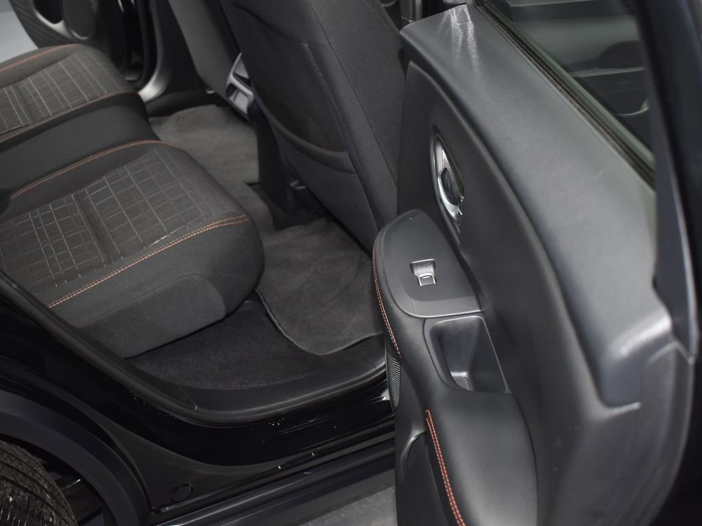 Used 2024 Honda HR-V Sport image 14