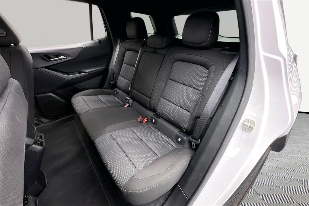 Used 2026 Chevrolet Equinox LT AWD/4WD image 26