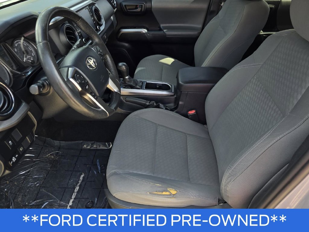 Used 2020 Toyota Tacoma SR5 RWD image 24