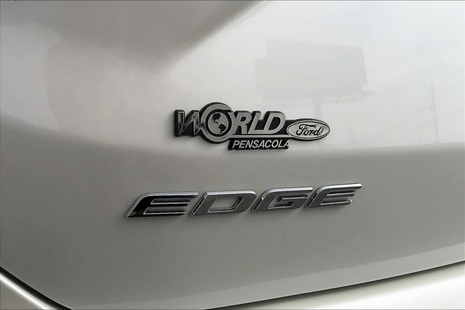 Certified 2019 Ford Edge SEL w/ Equipment Group 201A AWD/4WD image 10