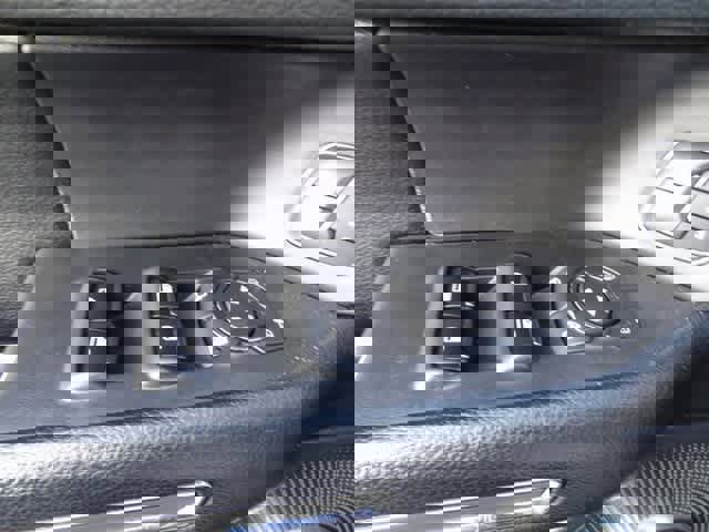 Certified 2021 Ford Expedition Max XLT image 7