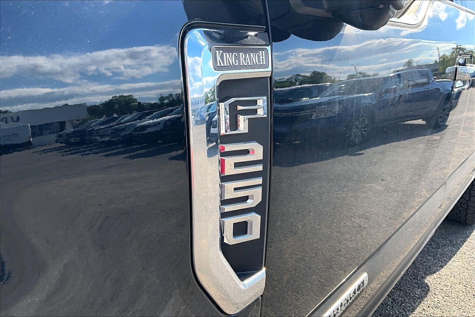 Certified 2022 Ford F250 King Ranch w/ Tremor Off-Road Package AWD/4WD image 8