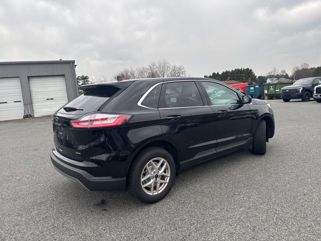 Certified 2024 Ford Edge SEL image 6