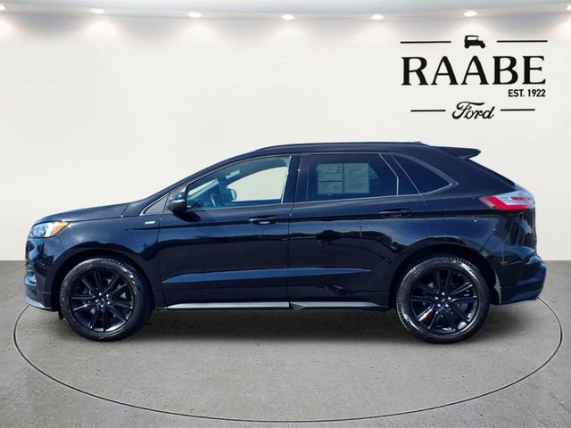 Certified 2020 Ford Edge ST-Line w/ Cold Weather Package AWD/4WD image 4