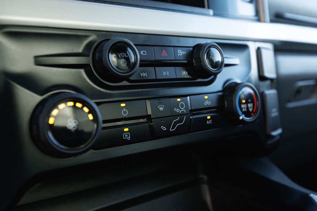 Certified 2025 Ford F450 XLT w/ 360-Degree Camera Package image 26