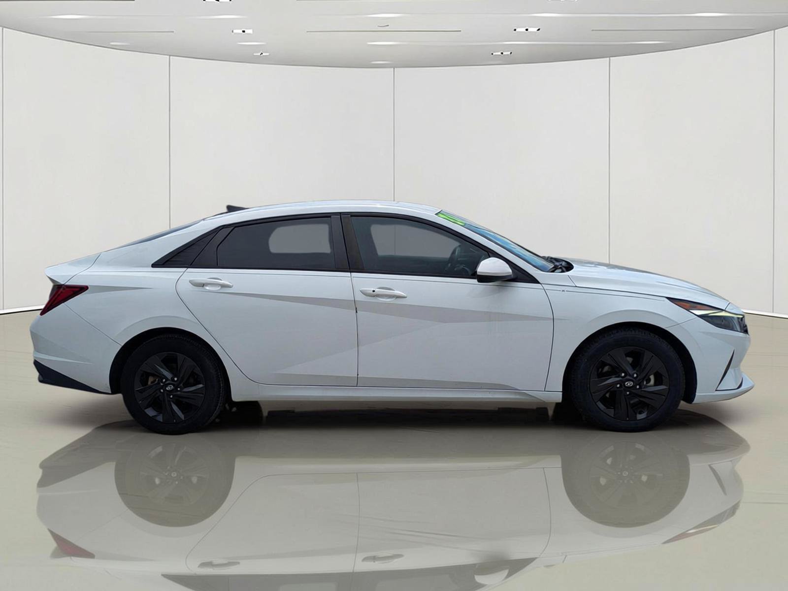 Used 2021 Hyundai Elantra Blue w/ Cargo Package FWD image 3