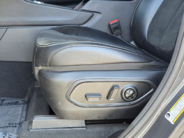 Used 2024 Jeep Grand Cherokee Altitude AWD/4WD image 14