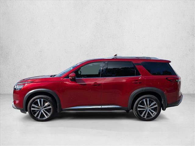 Used 2024 Nissan Pathfinder Platinum w/ Cargo Package FWD image 9