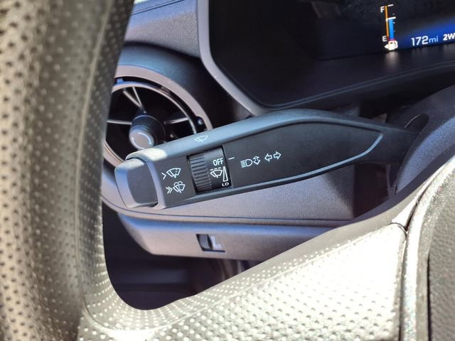 Used 2023 Chevrolet Colorado Trail Boss w/ Technology Package AWD/4WD image 11