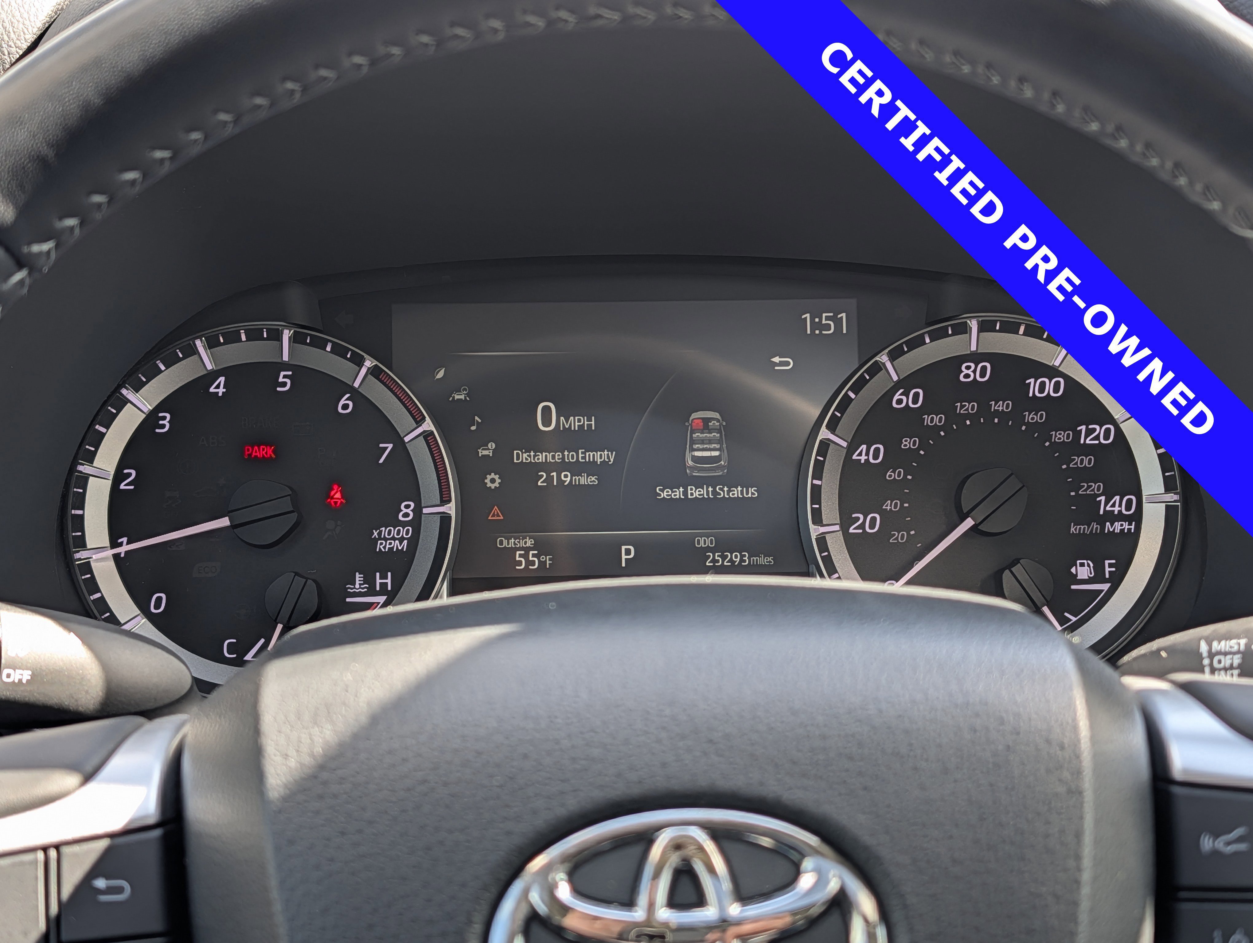 Used 2023 Toyota Highlander XLE image 29