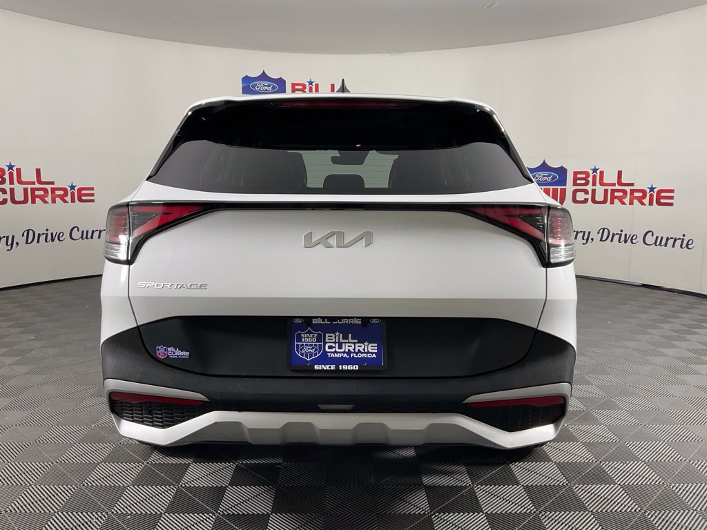 Used 2023 Kia Sportage EX FWD image 4