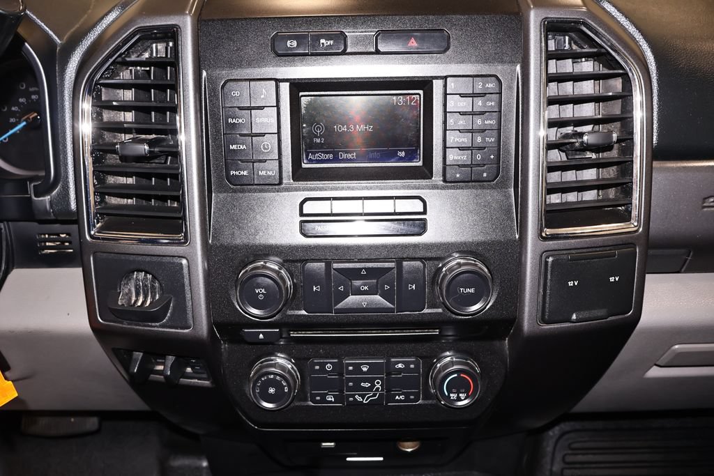 Certified 2017 Ford F550 4x4 Regular Cab Super Duty w/ XLT Value Package image 26