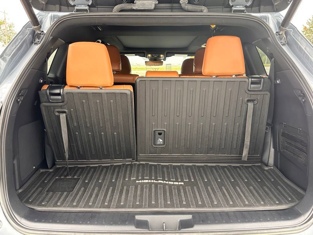 Used 2021 Toyota Highlander Platinum AWD/4WD image 21
