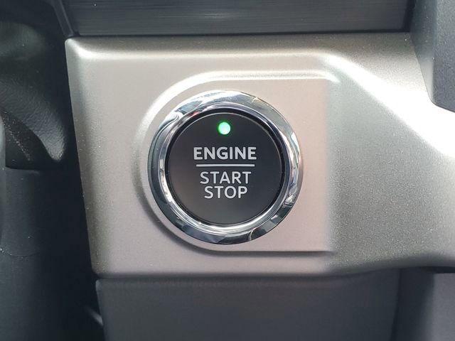 Certified 2021 Ford F150 XLT w/ Equipment Group 302A High image 31