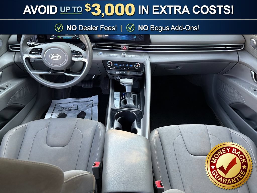 Used 2024 Hyundai Elantra Blue FWD image 17