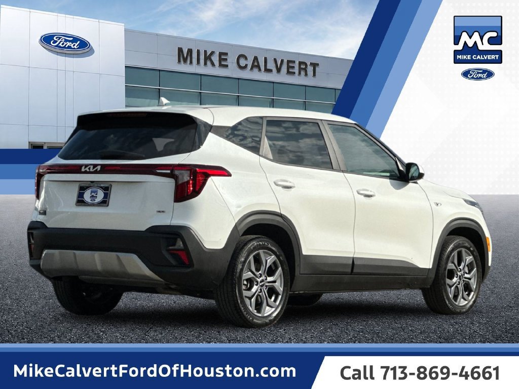 Used 2024 Kia Seltos LX AWD/4WD image 5