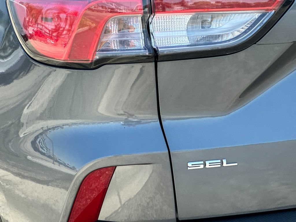 Certified 2022 Ford Escape SEL w/ Technology Package FWD image 25