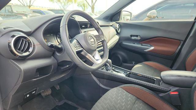 Used 2024 Nissan Kicks SR image 9
