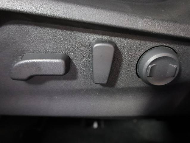 Used 2023 Subaru Forester Limited AWD/4WD image 24