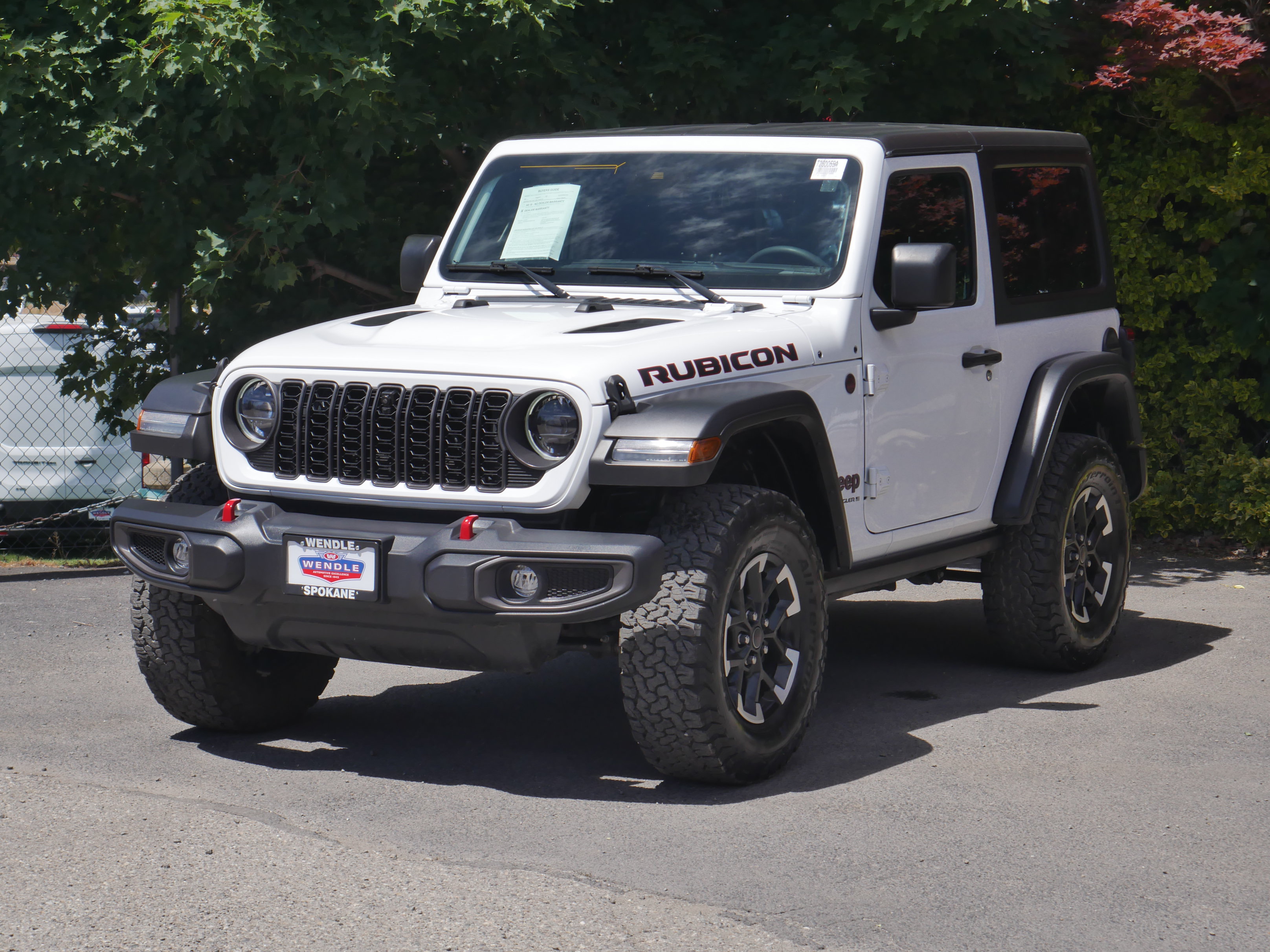 Used 2024 Jeep Wrangler Rubicon w/ Technology Group AWD/4WD image 2