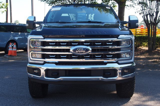 Certified 2025 Ford F350 Lariat w/ Lariat Ultimate Package AWD/4WD image 2
