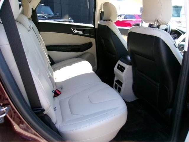 Certified 2019 Ford Edge Titanium w/ Cold Weather Package AWD/4WD image 5
