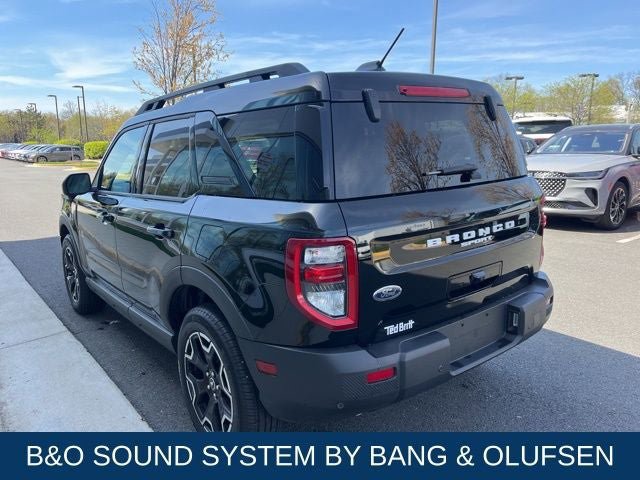 Certified 2025 Ford Bronco Sport Outer Banks w/ Outer Banks Tech Package+ AWD/4WD image 3