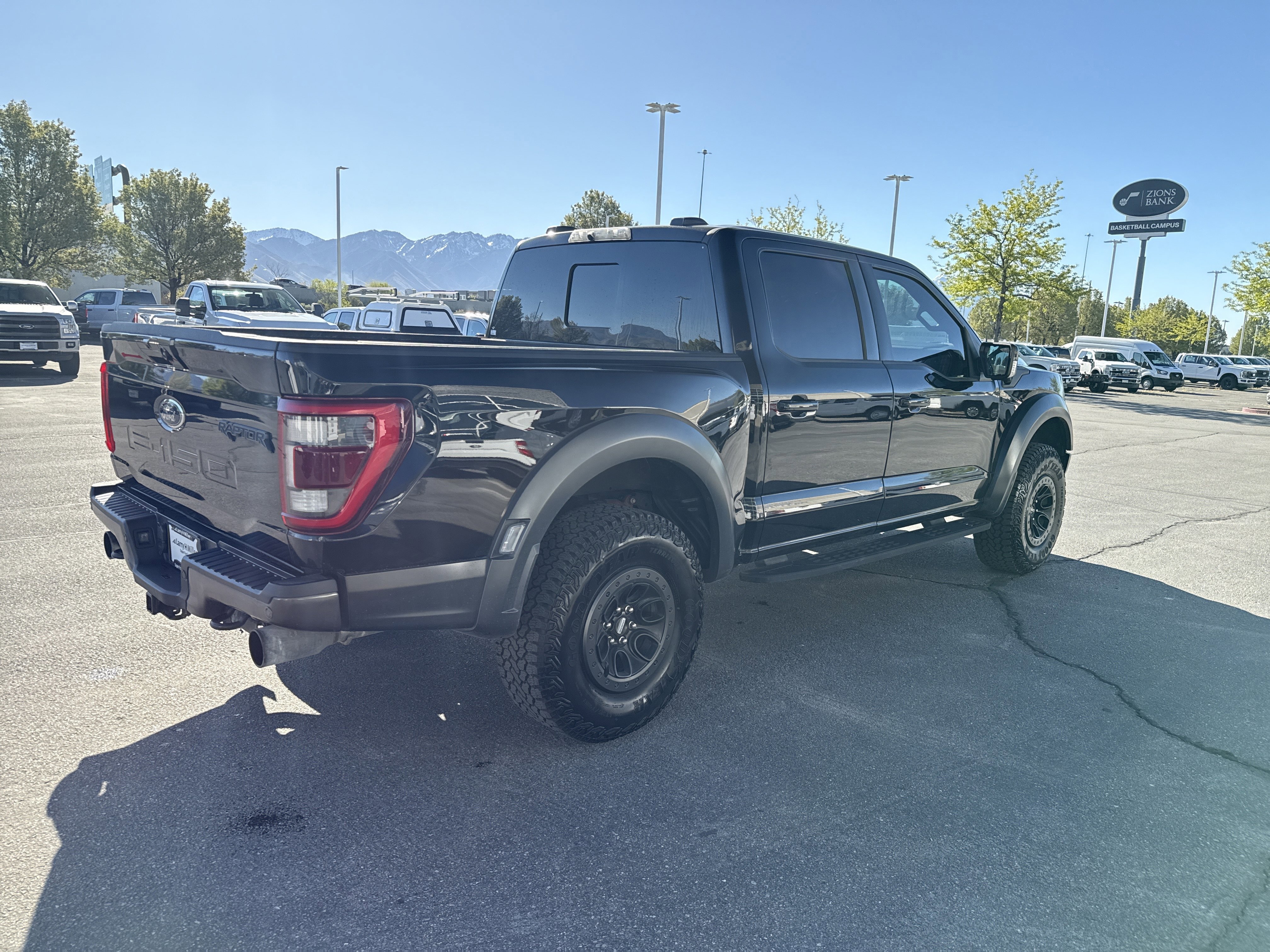 Certified 2022 Ford F150 Raptor w/ Equipment Group 801A High image 5