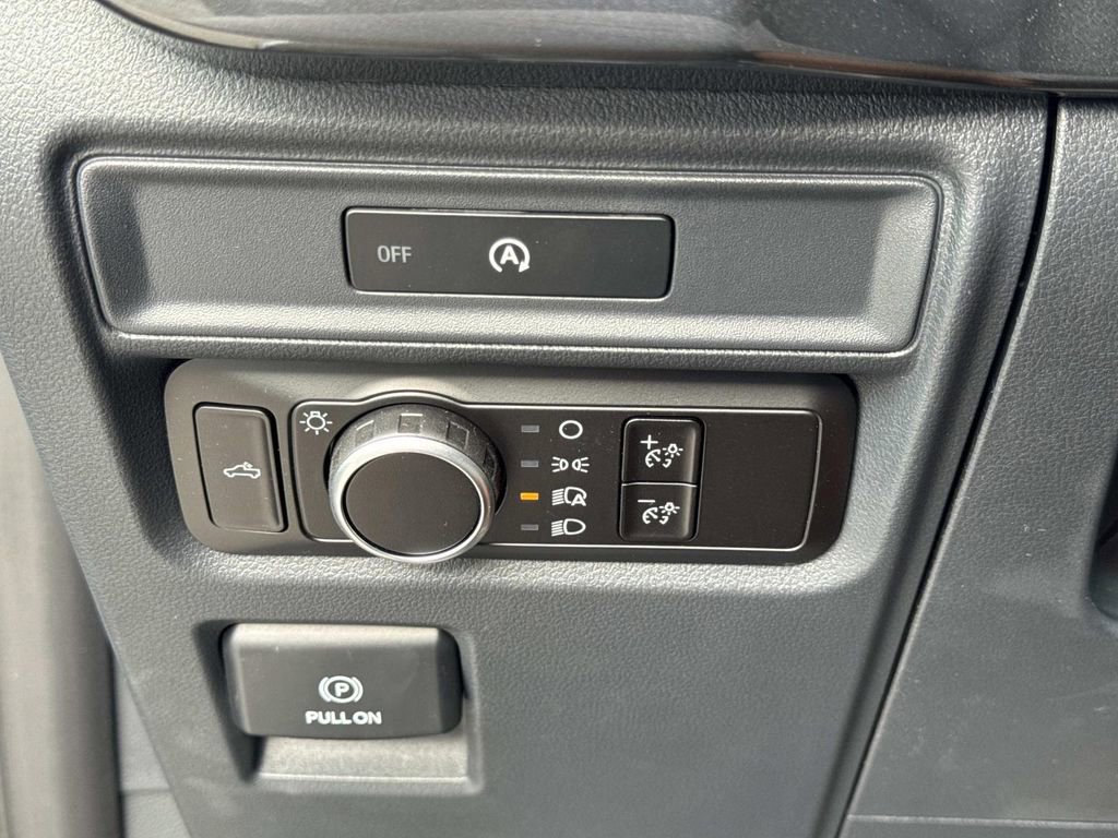 Certified 2025 Ford F150 STX image 31