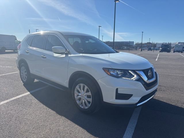 Used 2018 Nissan Rogue S image 6