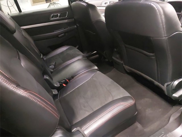 Certified 2019 Ford Explorer XLT w/ Equipment Group 202A image 11