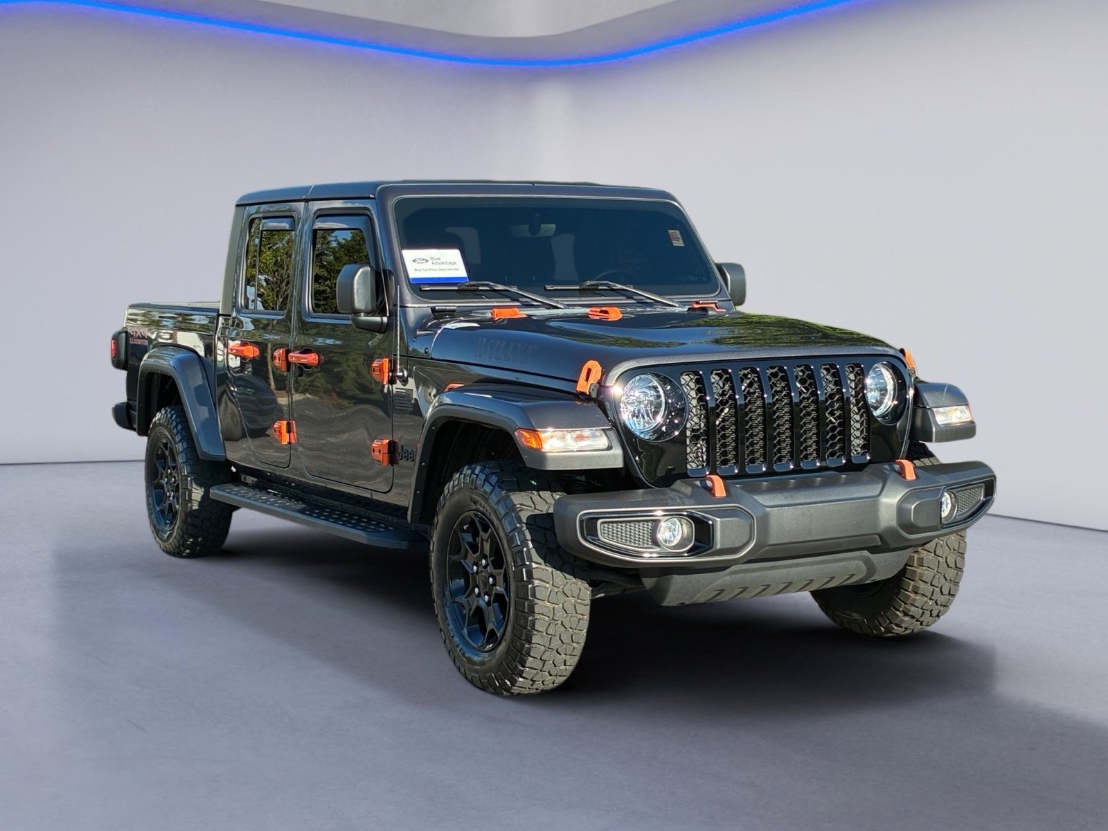 Used 2023 Jeep Gladiator Sport AWD/4WD image 5