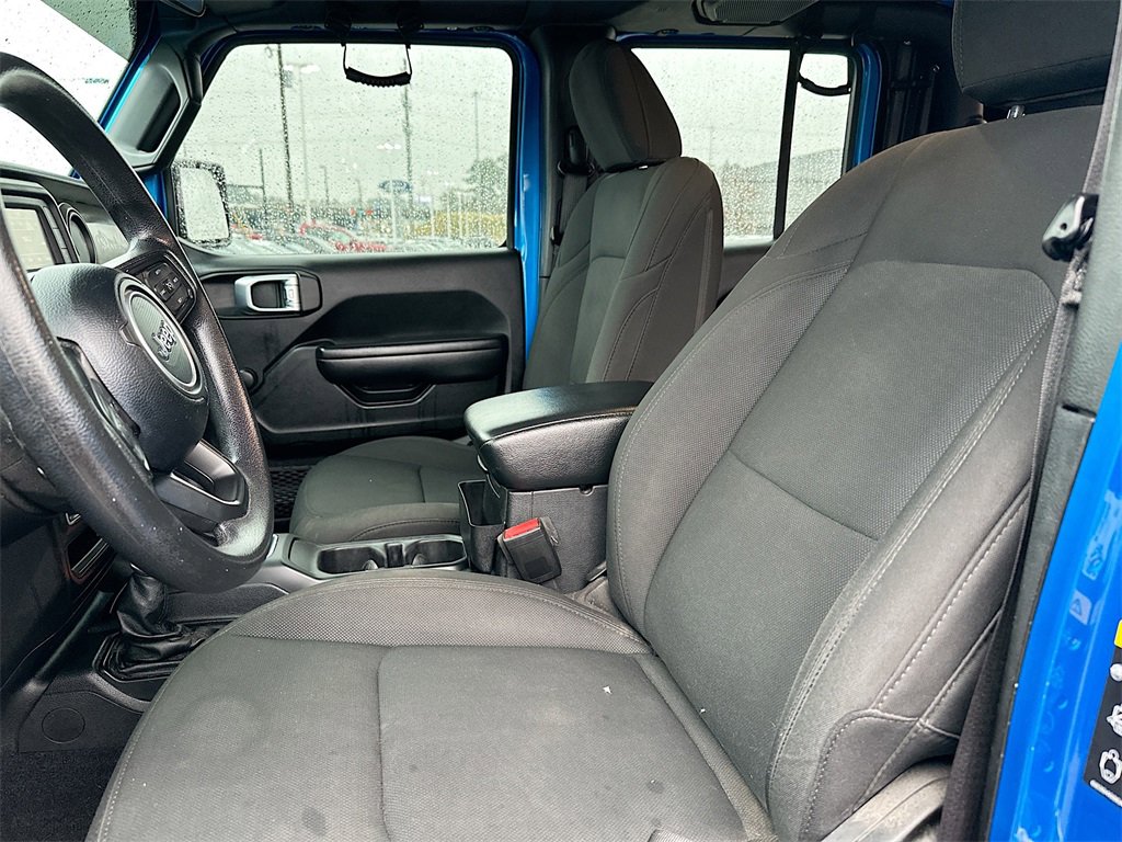 Used 2021 Jeep Gladiator Sport image 8