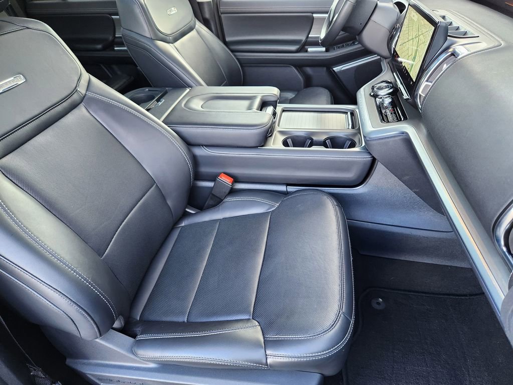 Certified 2025 Ford Expedition Platinum AWD/4WD image 19