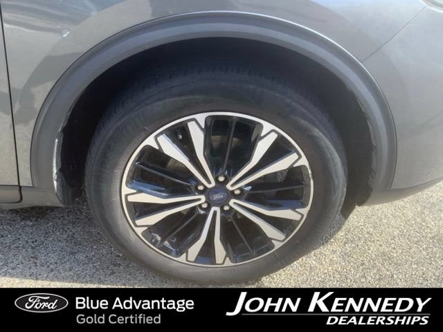 Certified 2022 Ford Escape SE w/ SE Sport Appearance Package AWD/4WD image 38