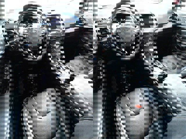 Certified 2018 Ford Edge Titanium w/ Cold Weather Package image 4