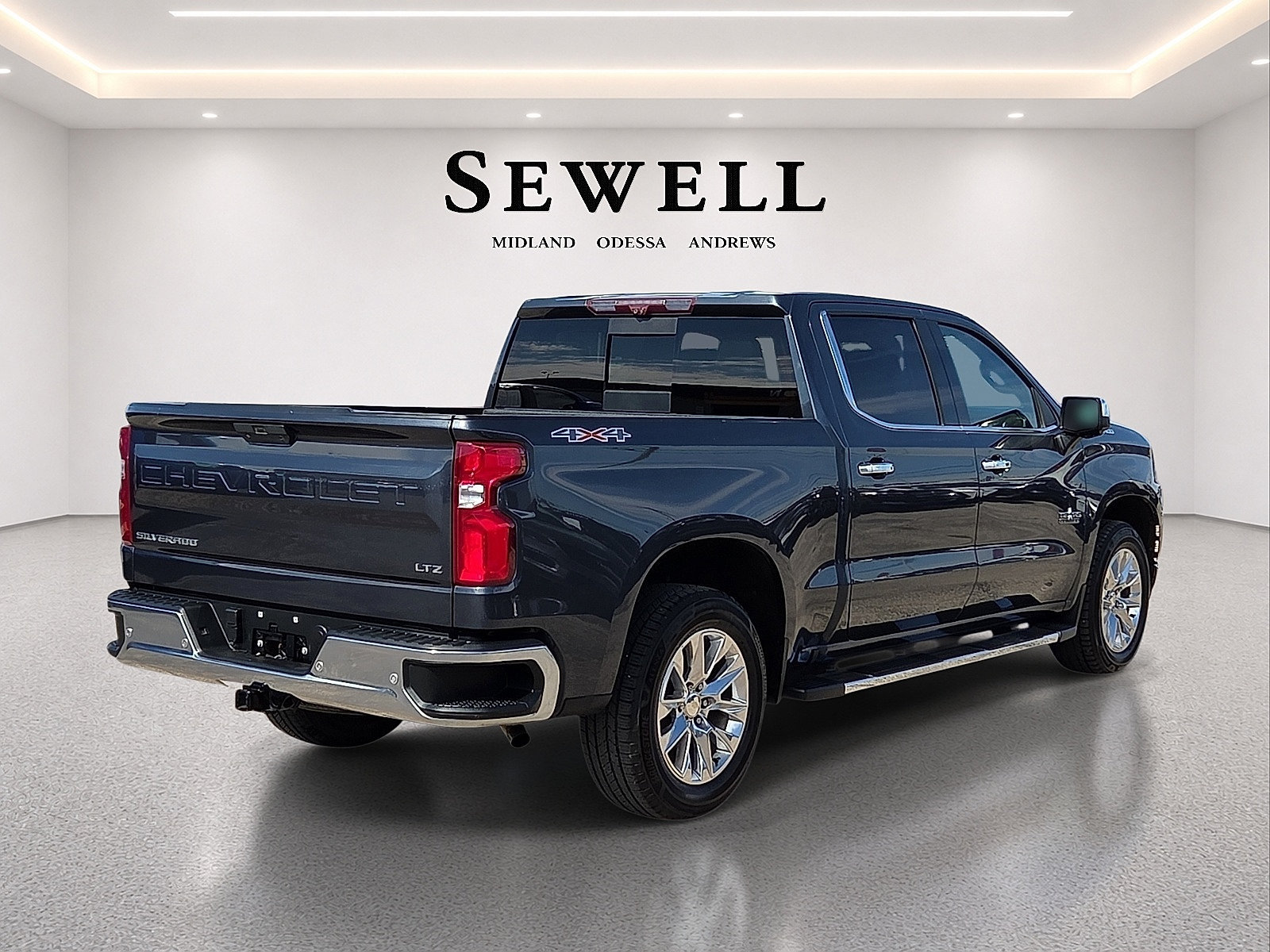 Used 2020 Chevrolet Silverado 1500 LTZ w/ LTZ Texas Edition AWD/4WD image 4