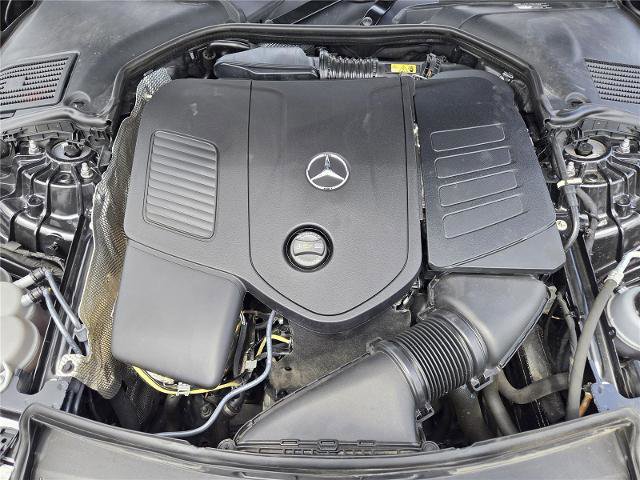 Used 2025 Mercedes-Benz C 300 Sedan image 31